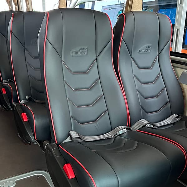 Interior kursi bus White Horse